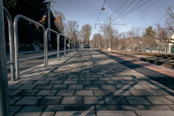 Építsünk közösen villamosváró pavilont a Zuhatag sori megállóhoz! - Image 2